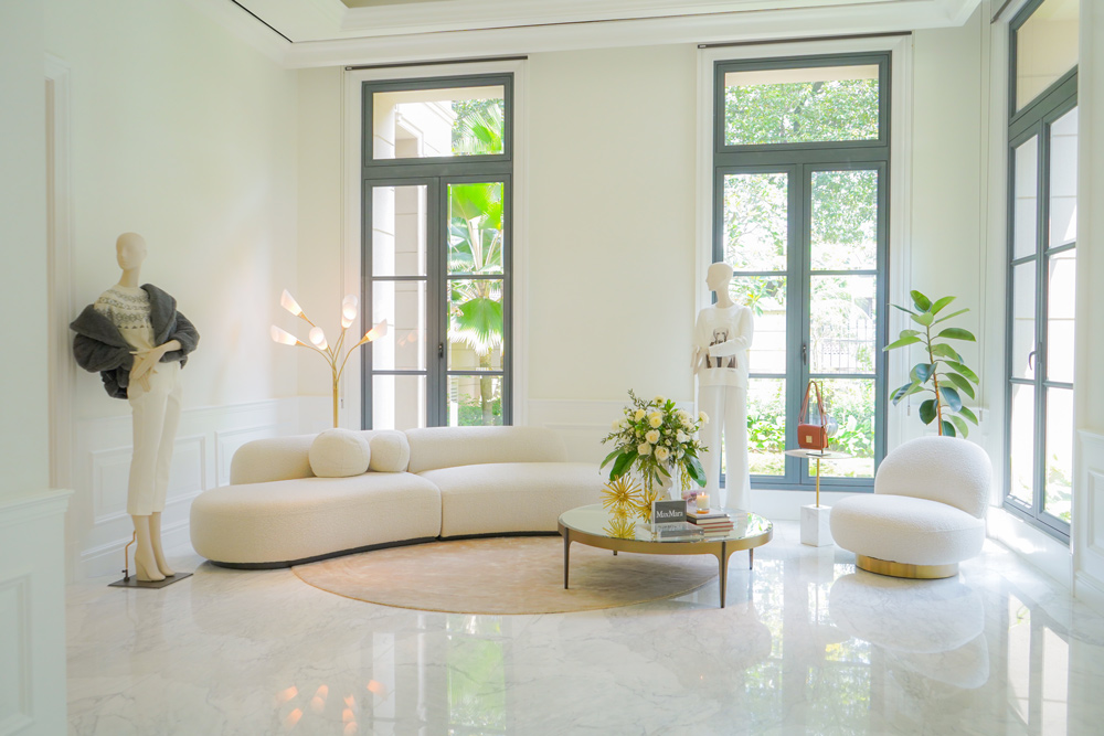 Comte Manoir Residence Commercial Project