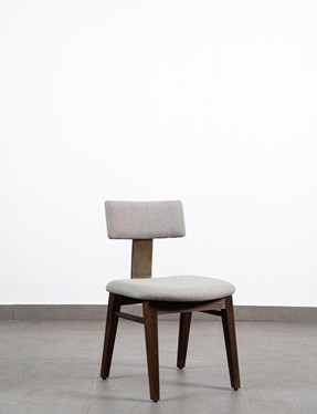 tre writing chair